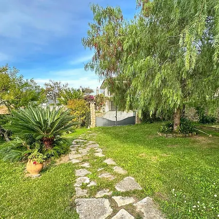 Nyaraló Pet Friendly In Vallecrosia