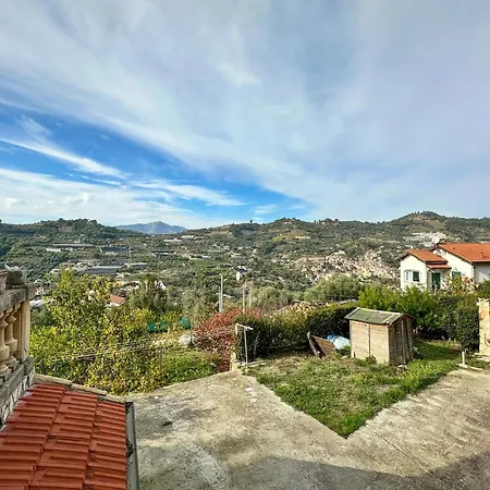 بيت للعطل Pet Friendly In Vallecrosia *