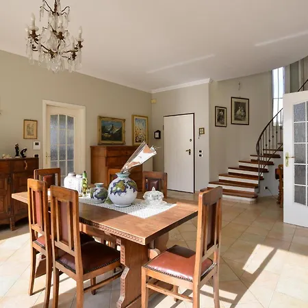 Pet Friendly In Vallecrosia