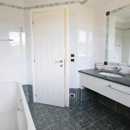 Pet Friendly In * Vallecrosia