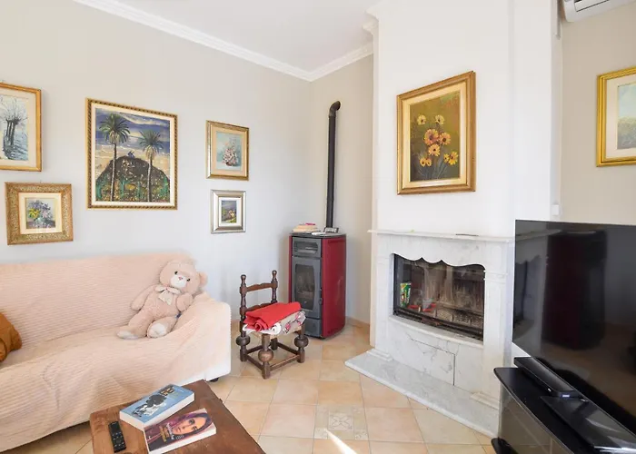 Pet Friendly In * فاليكروسيا